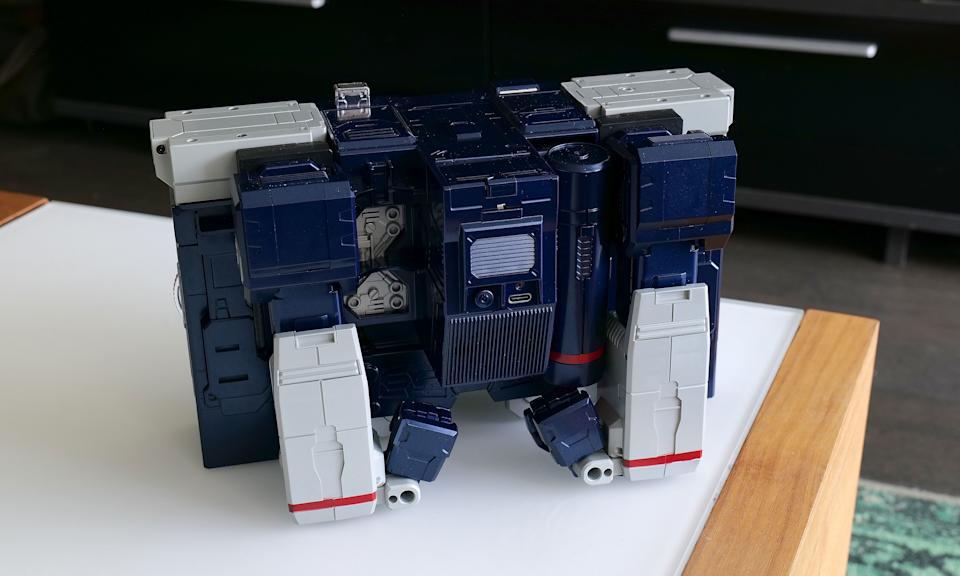 It may not be period accurate, but the addition of a USB-C port around back for power is a really nice touch.