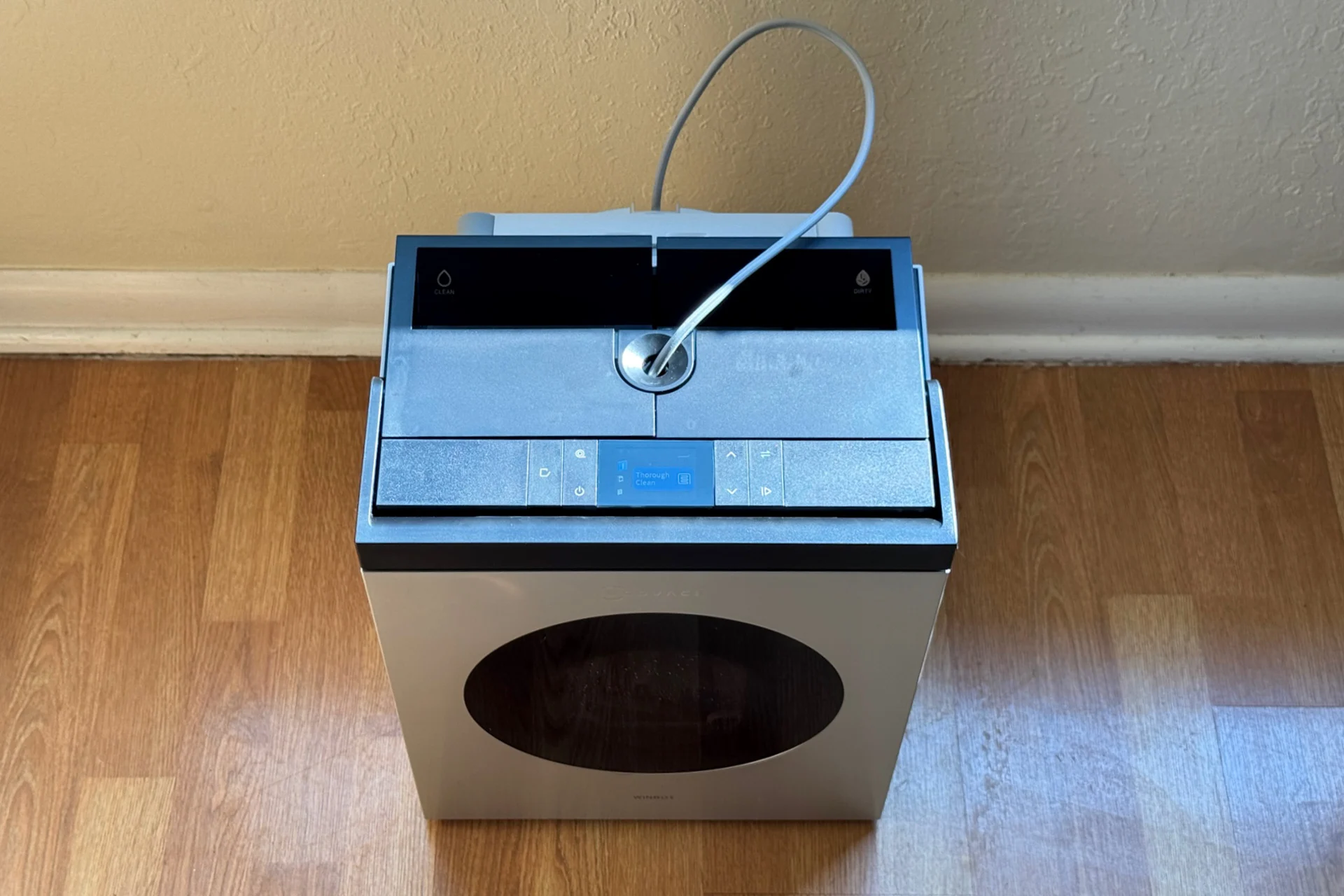 Ecovacs Winbot W3 Omni Review 03