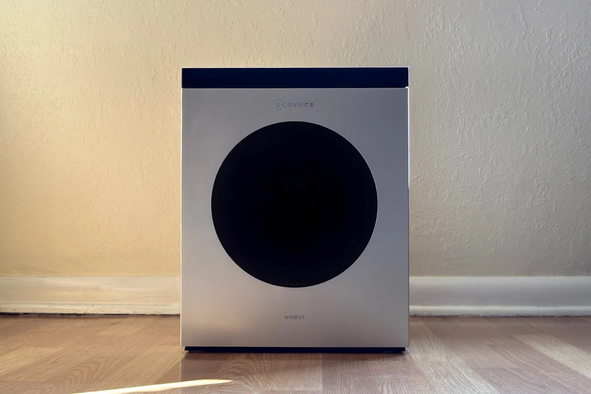 Ecovacs Winbot W3 Omni Review 05